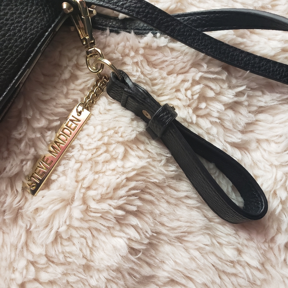 Steve Madden Large Shoulder Bag - Picture 3 of 6
